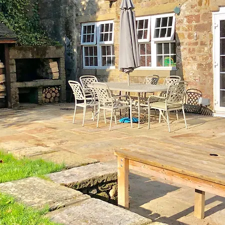 Luxury 4 Bed Dales Retreat Private Walled Garden Ensuite Sleeps 8 Superking 1 Double 2 King 1